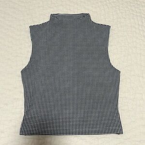 Express body contour houndstooth mock neck cropped tank